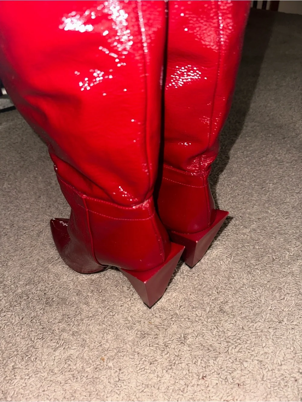 Zara glossy red